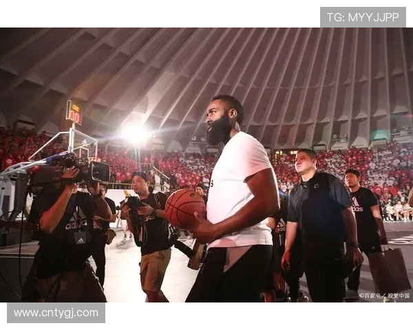 哈登表现出色场均25分8助攻应当替补库里入选全明星赛