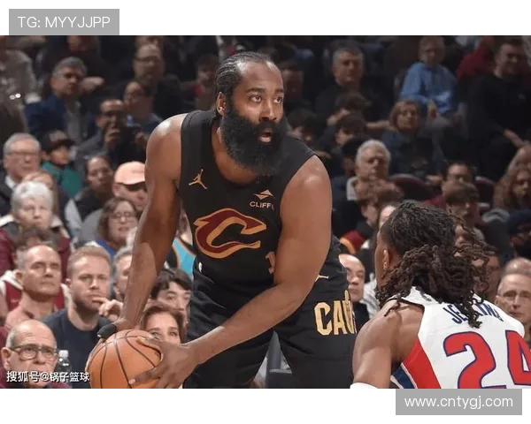 张佳玮分析哈登与坎宁安的差距以及骑士和活塞的防守策略与完整性